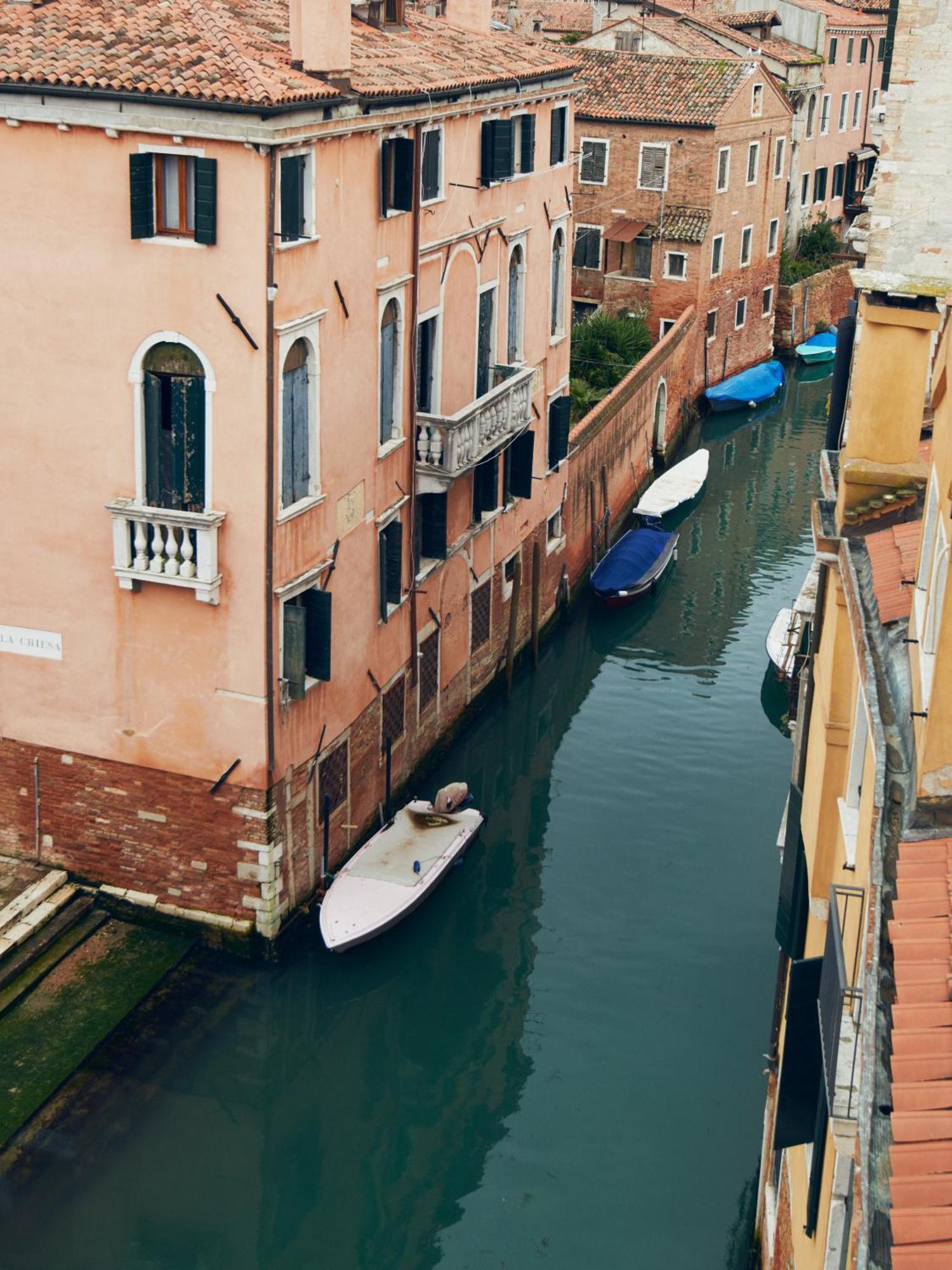Palazzo Contarini Della Porta Di Ferro Aparthotel Venice Exterior photo